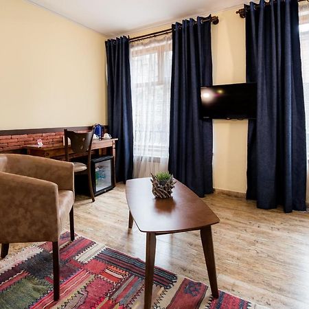 Metekhi'S Galavani Hotel Tbilisi Ngoại thất bức ảnh