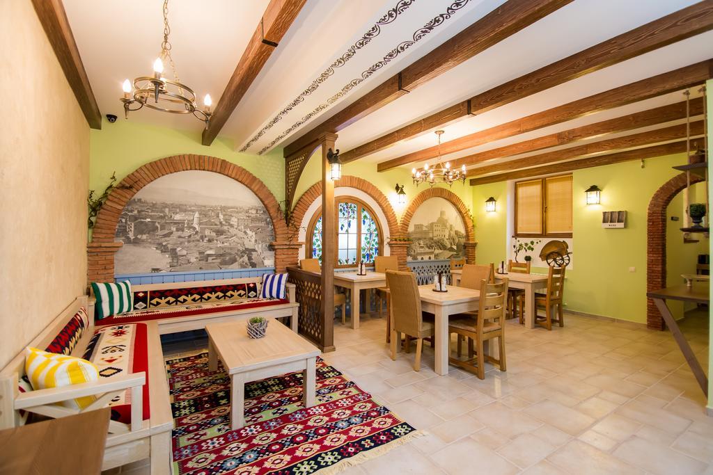 Metekhi'S Galavani Hotel Tbilisi Ngoại thất bức ảnh