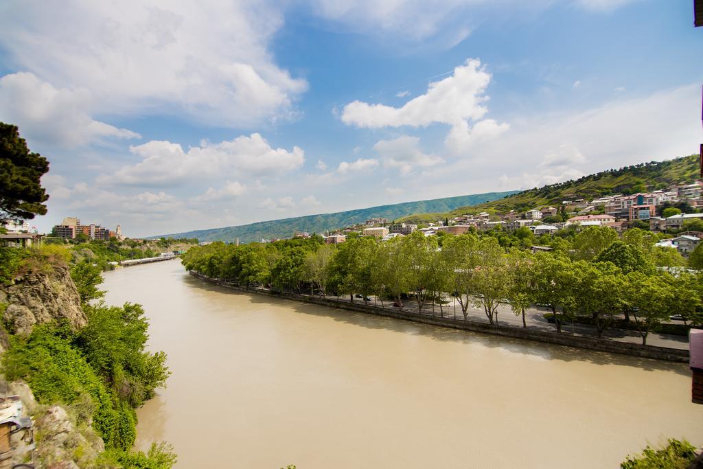 Metekhi'S Galavani Hotel Tbilisi Ngoại thất bức ảnh