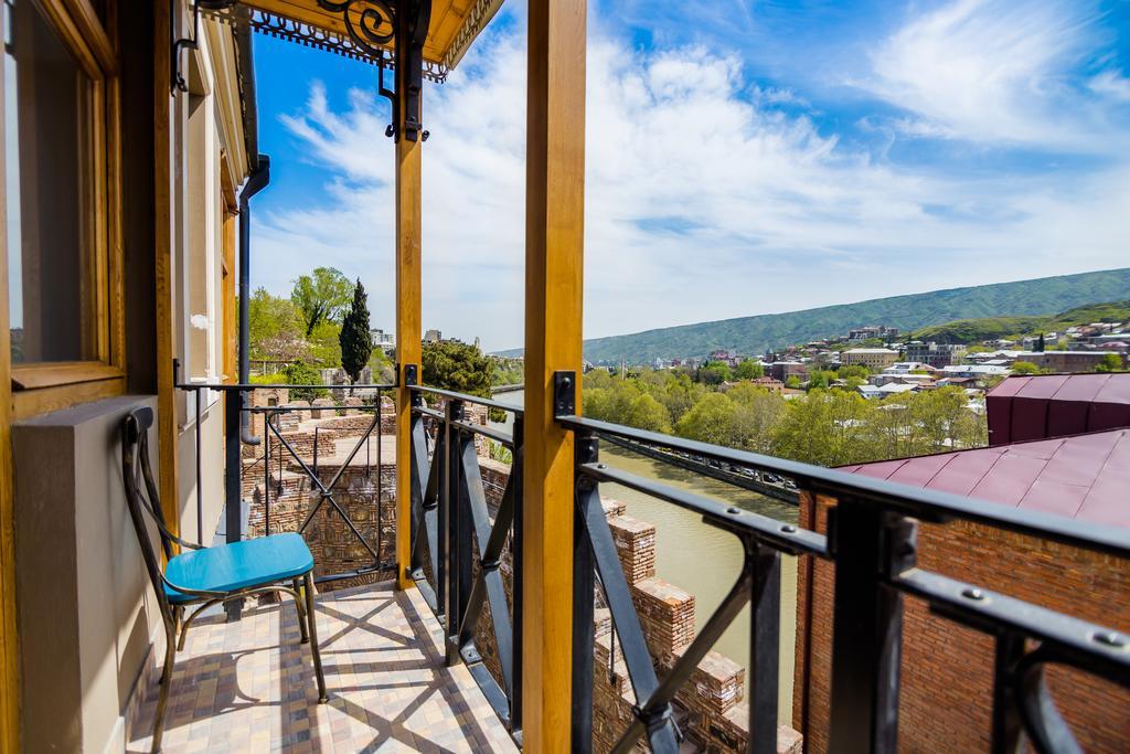 Metekhi'S Galavani Hotel Tbilisi Ngoại thất bức ảnh