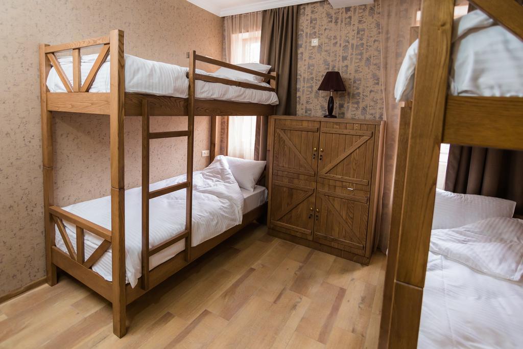Metekhi'S Galavani Hotel Tbilisi Ngoại thất bức ảnh