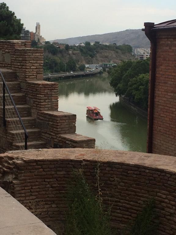Metekhi'S Galavani Hotel Tbilisi Ngoại thất bức ảnh