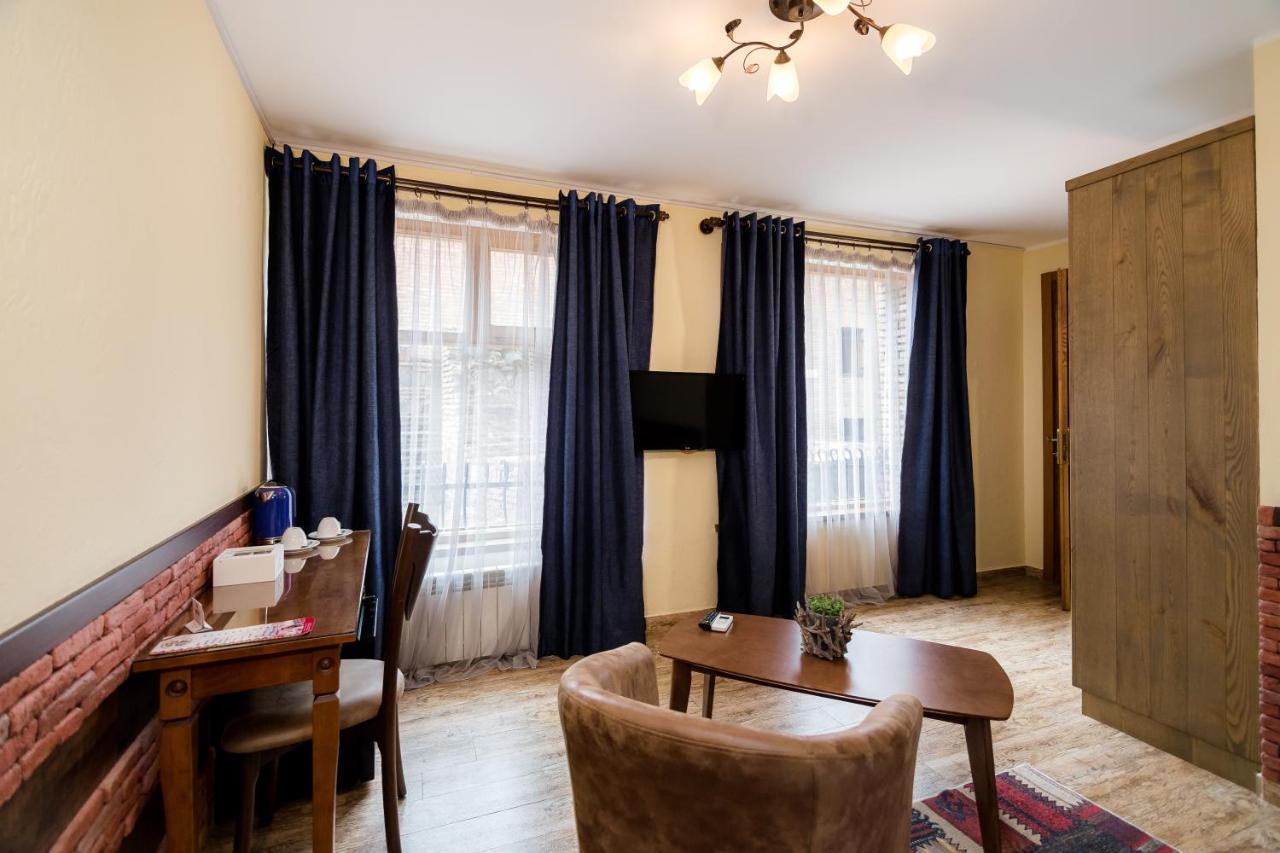 Metekhi'S Galavani Hotel Tbilisi Ngoại thất bức ảnh